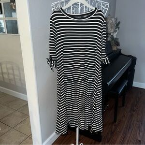 Nuggles B/W Gracie Dress 🖤🤍